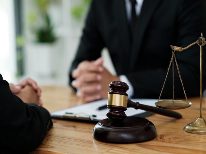 המדריך המלא לשכירת עורך דין נזקי גוף כדי להגן על זכויותיך